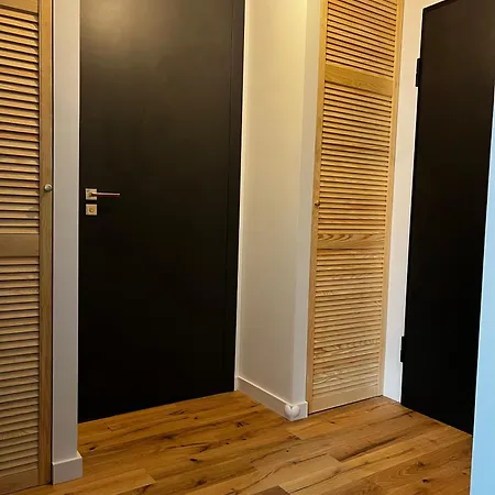 Czysta 4 - Old Town, Superb Location, Railway Access, Quiet And Cosy Place *