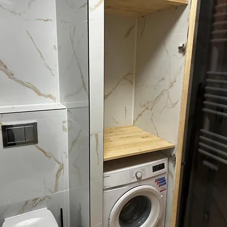 Czysta - Old Town, Superb Location, Railway Access Breslau