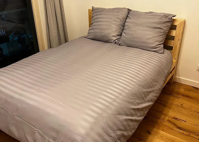 Czysta 4 - Old Town, Superb Location, Railway Access, Quiet And Cosy Place Breslavia